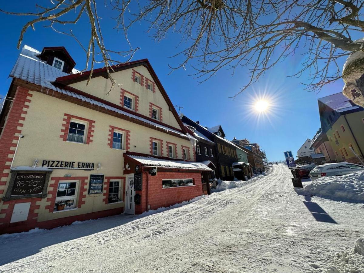 Penzion Erika Boží Dar Esterno foto