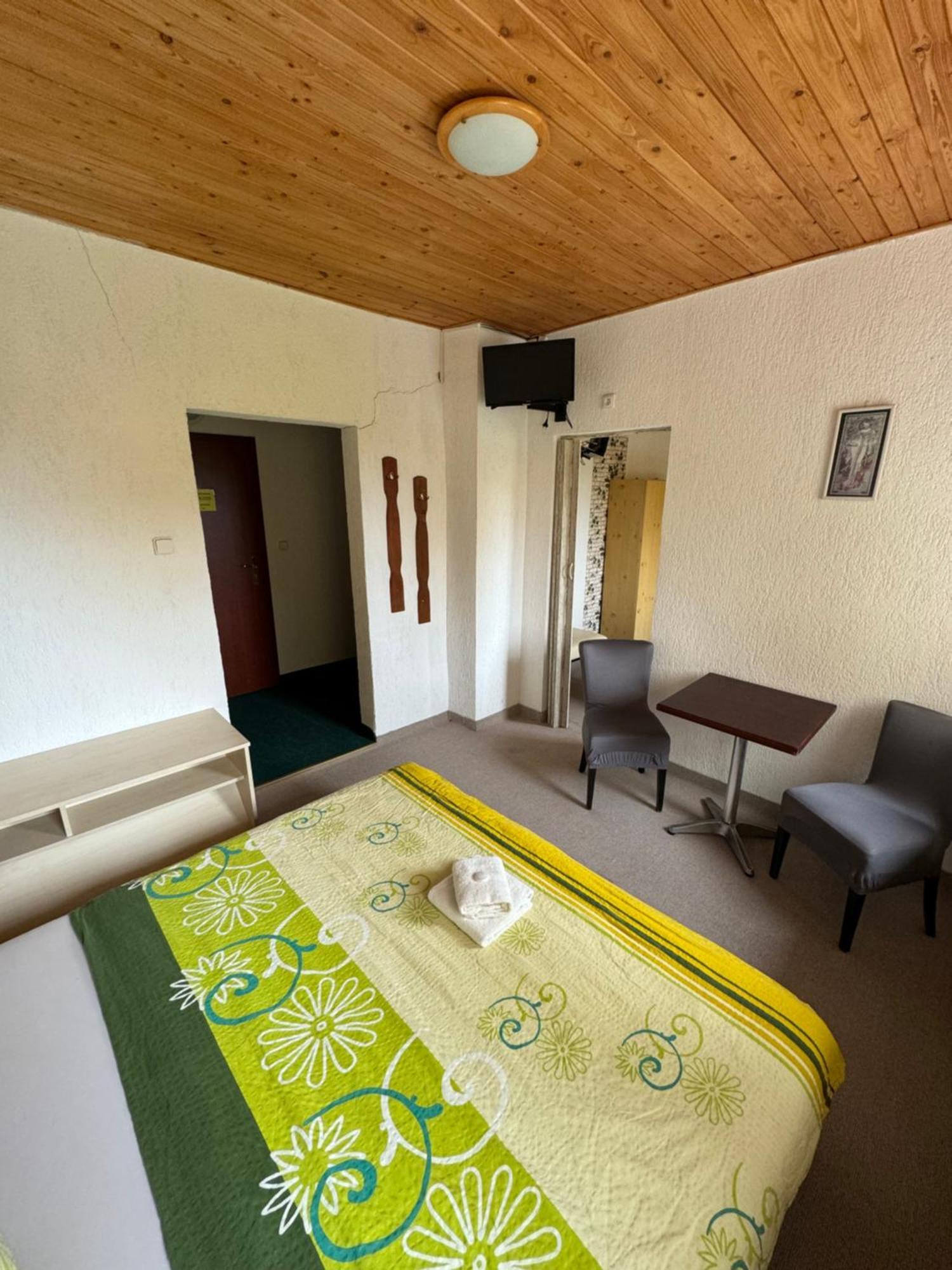 Penzion Erika Boží Dar Esterno foto